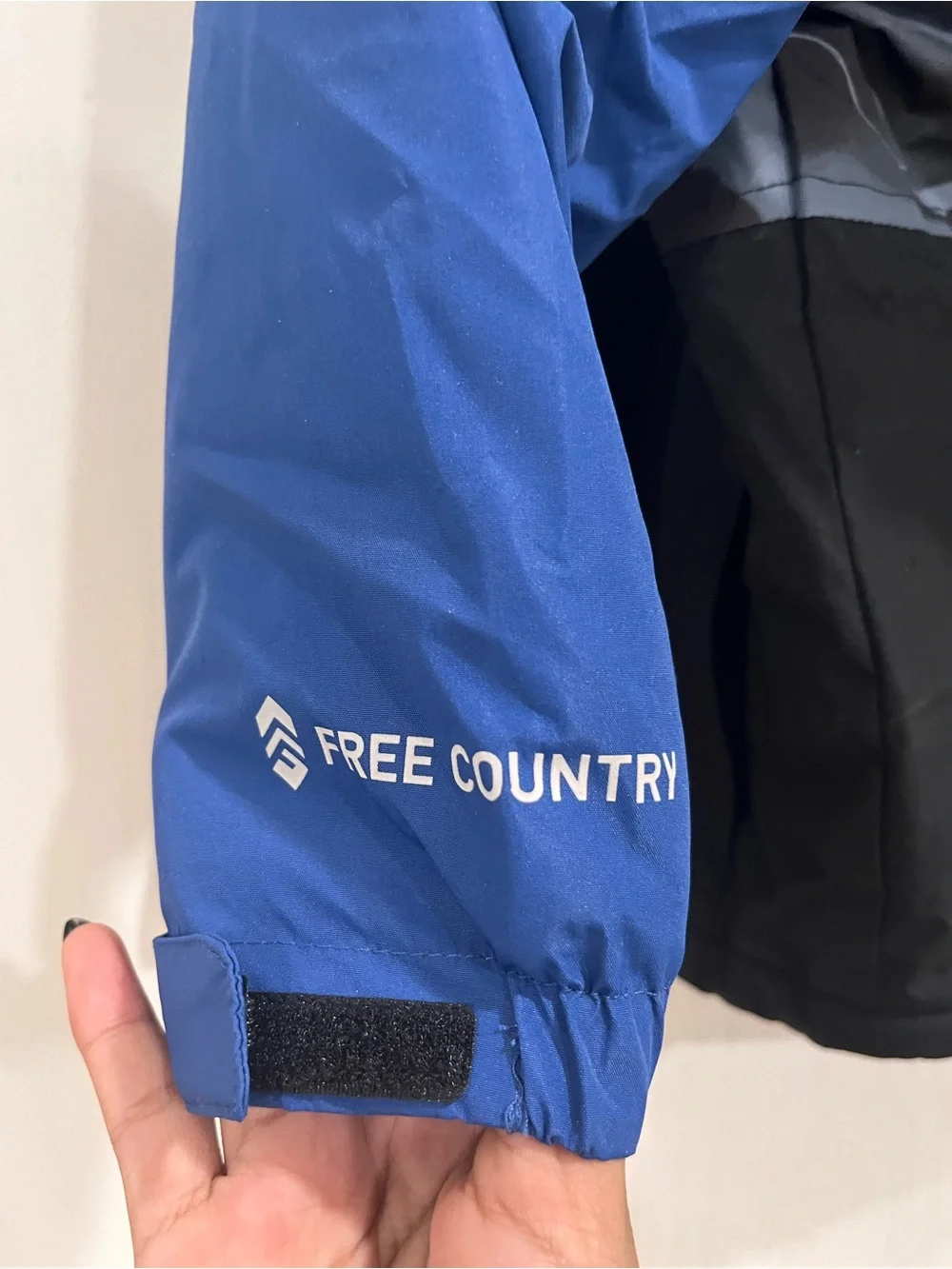 Free Country Blue and Black Toddler Girls ' Ski Jacket with Camouflage Accent